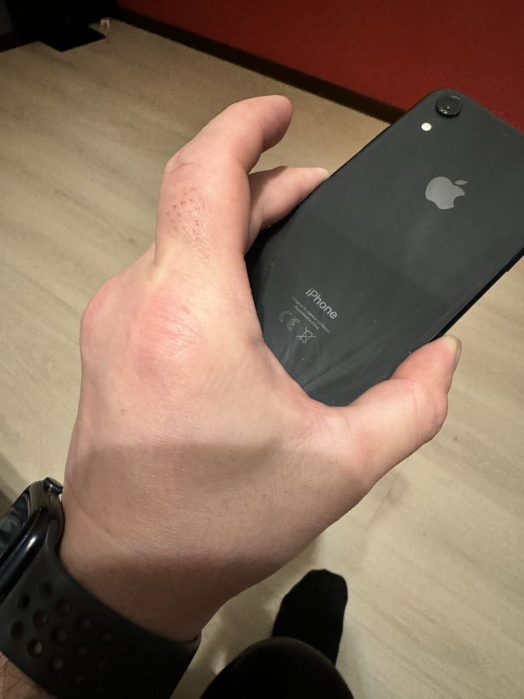 Iphone XR срочно