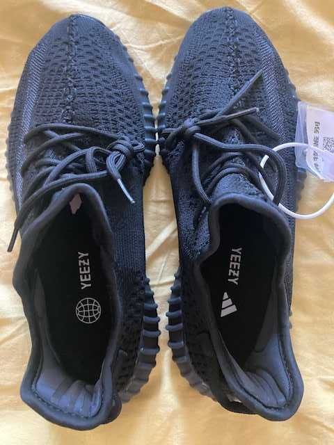 кроссовки Adidas Easy Boost  на 42 размер