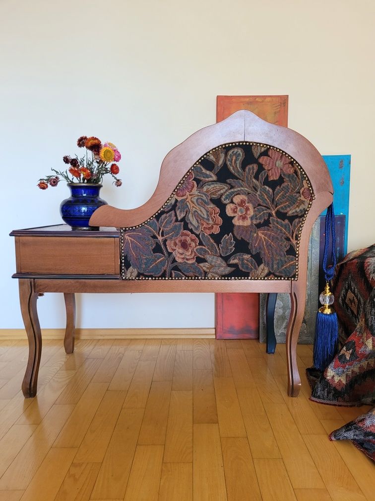 Antyczna sofka-Kanapa w stylu Ludwik