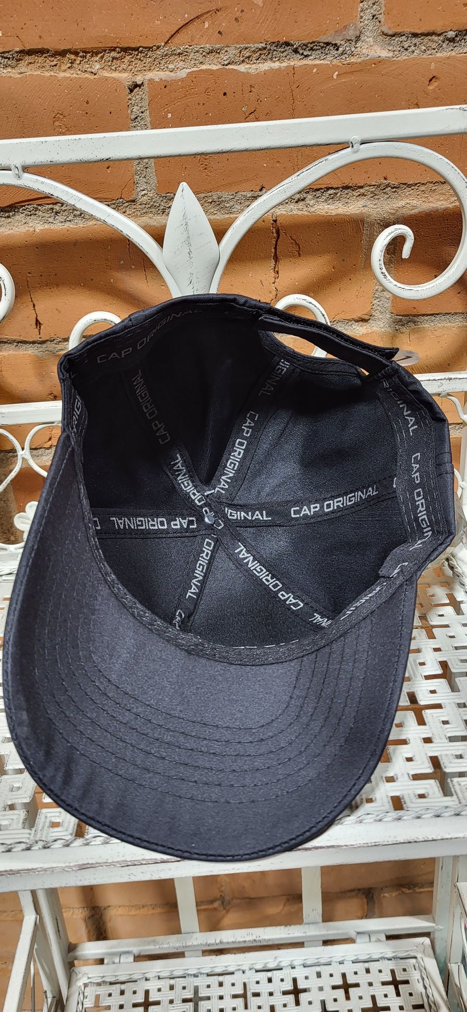 Czarna czapka z daszkiem premium unisex nike