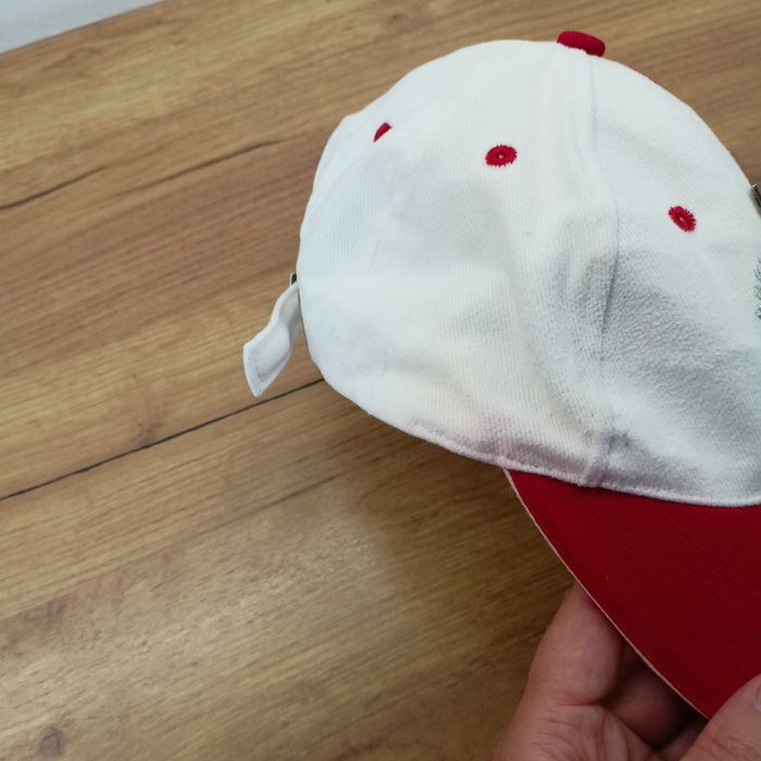 Śliczna czapka z daszkiem Hill Polska 100%bawełny