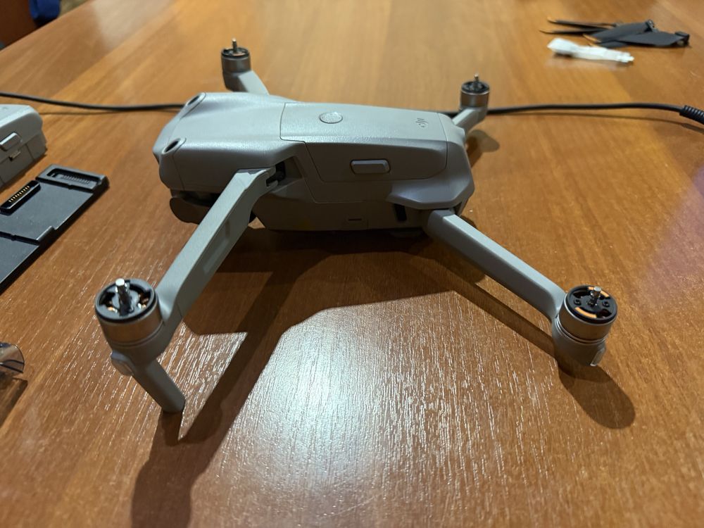 Квадрокоптер DJI Mavic Air 2S, Fly More Combo