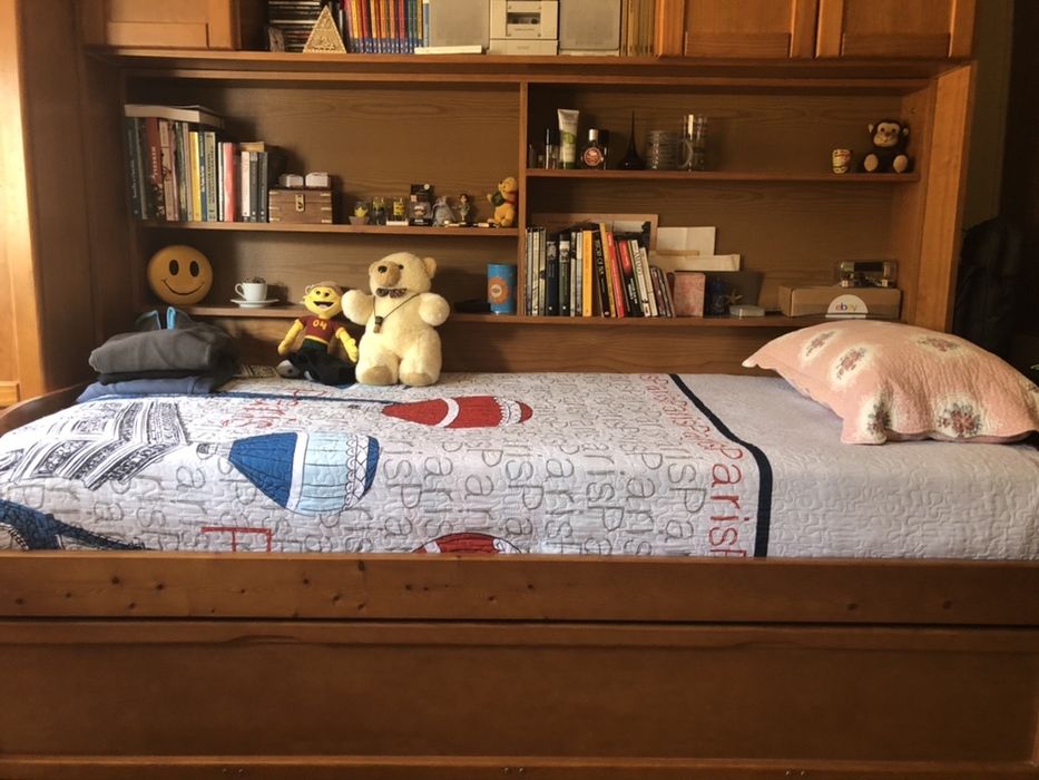 Mobilia de Quarto Estúdio criança / adolescente como NOVO