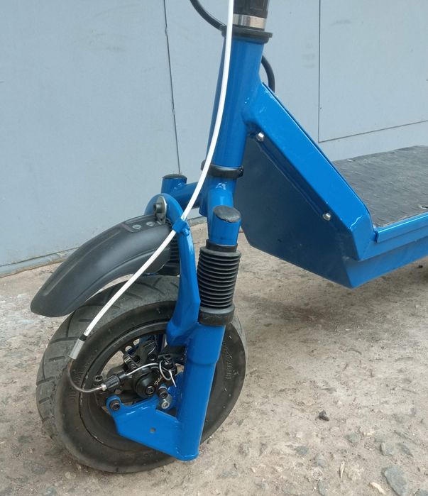 Электросамокат, колеса 10".