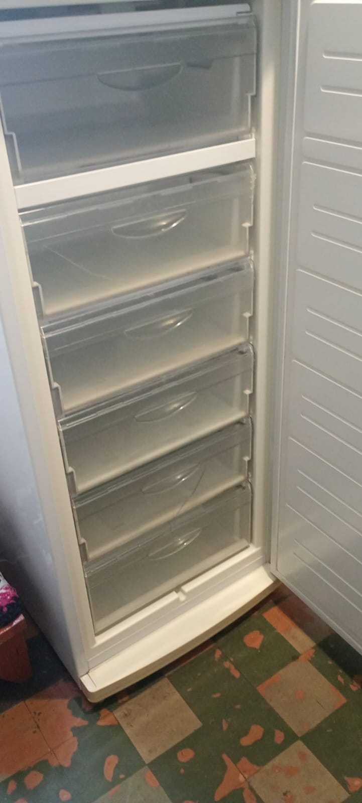 Продам Морозильну камеру ATLANT