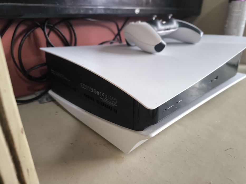 Ps5 como nova + 1 comando