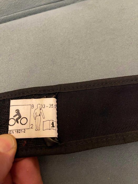 Детская защита спины для активных видов спорта