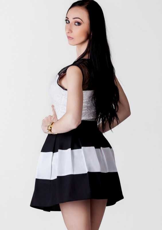 Spódniczka Mini w PASY CZARNO BIAŁA Rozkloszowana w Zakładki XS, S, M