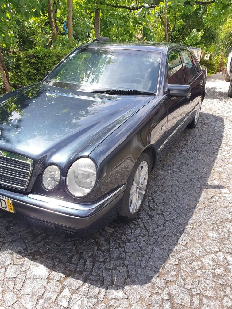 Mercedes E320 pré clássico