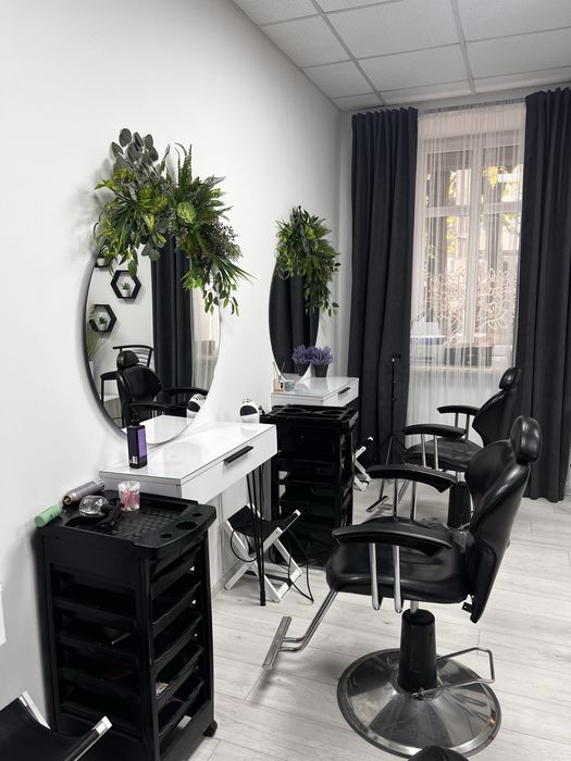 Оренда робочого місця для перукаря, манікюр