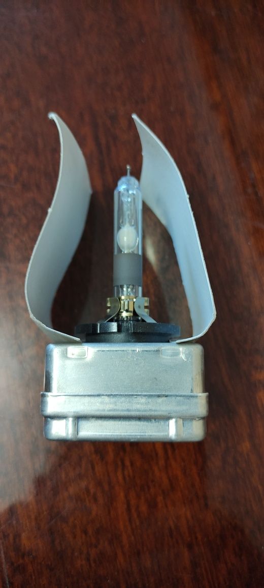 Автолампа D1R 85V 35W PK32d-3 Xenarc Original 66150 OSRAM