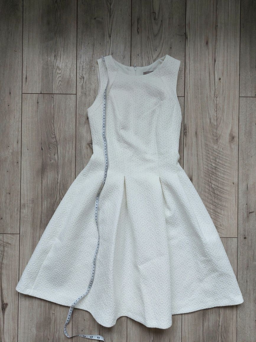 Elegancka sukienka Orsay r. 34/xs jak nowa