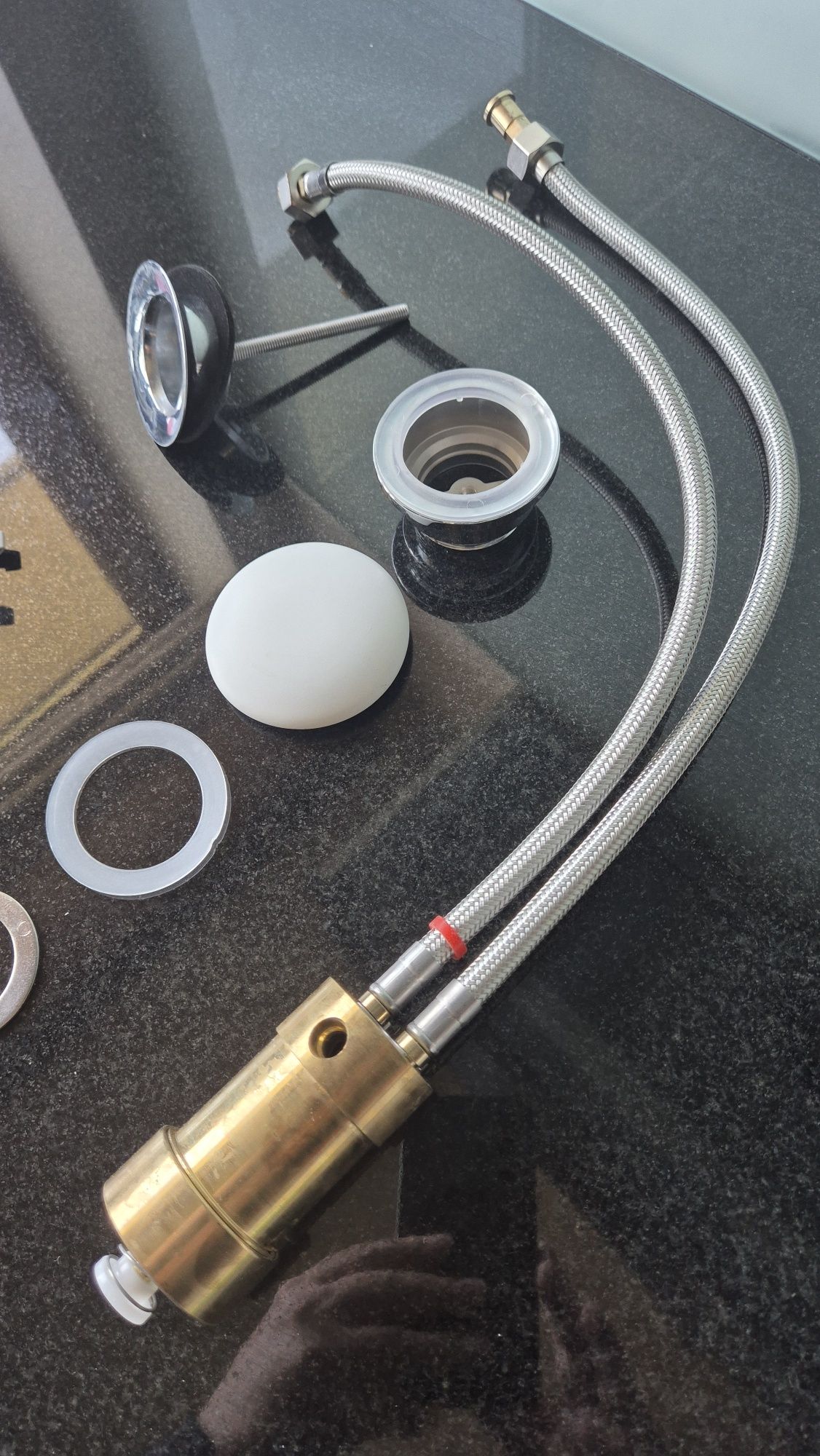 Axor One, Bateria umywalkowa Select 140 czarny mat
