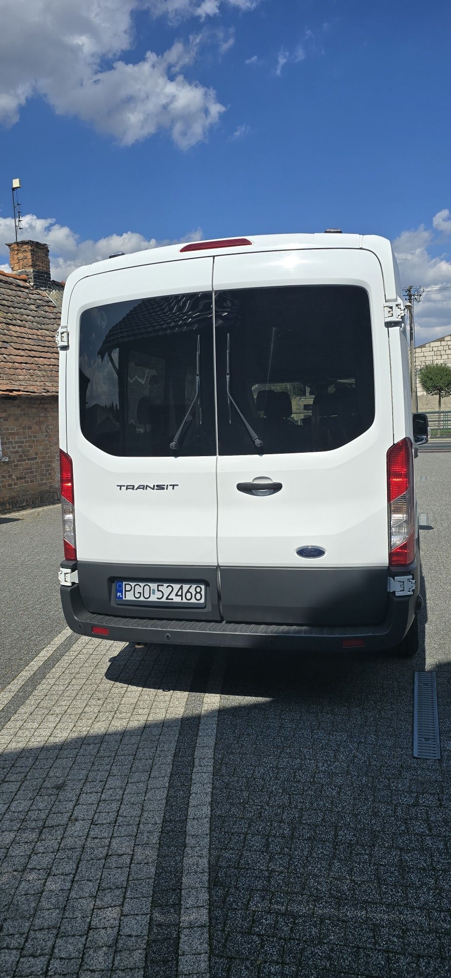 Ford transit 9 osobowy 2018r