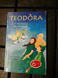 Teodora e o segredo da esfinge