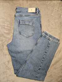 Spodnie damskie jeans Mohito 40 girlfriend