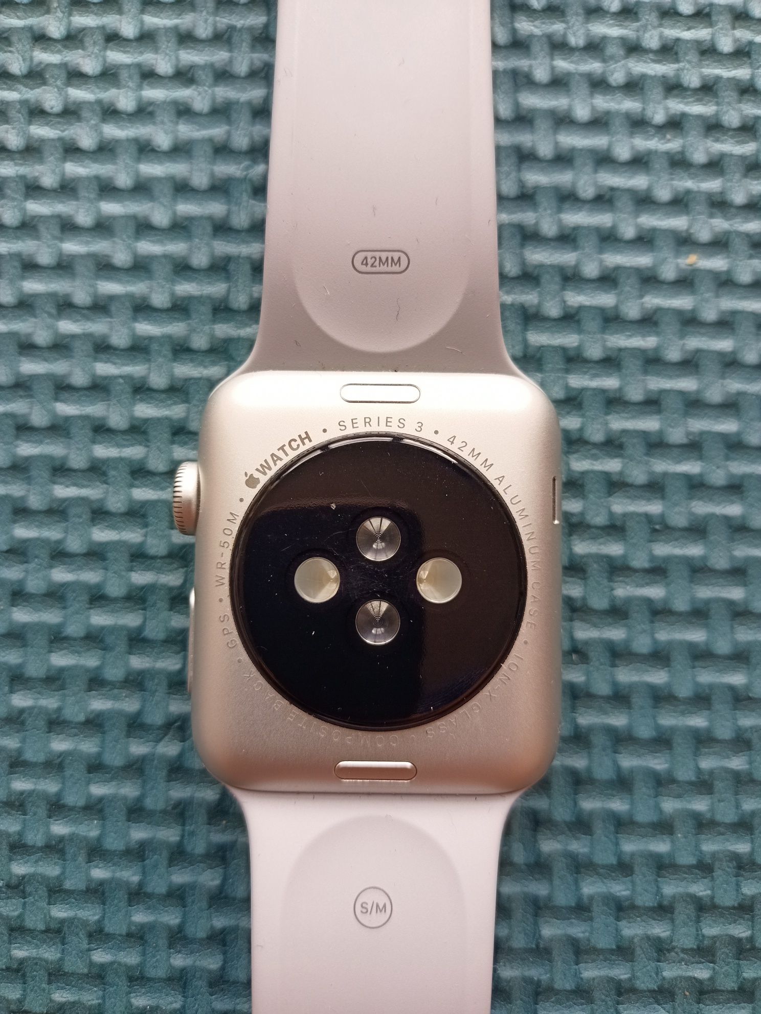 Apple Watch seria 3 42mm uszkodzony