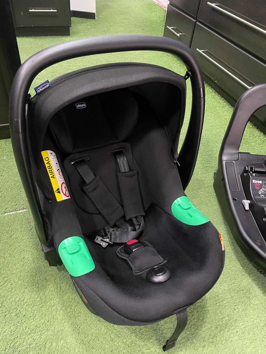 Carrinho Chicco Best Friend Pro + Ovo I-Size + base isofix