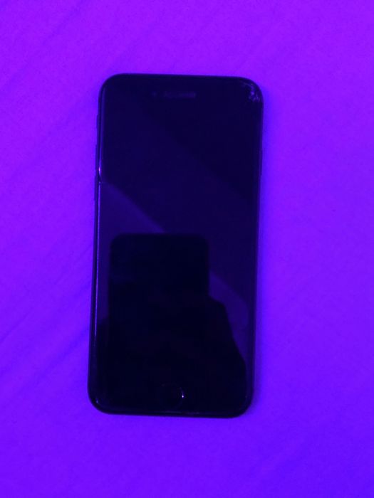 iPhone 8 + shockproof case, 64 GB, used64343215661698122