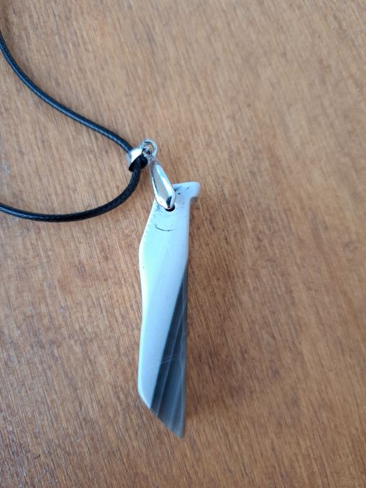 Naszyjnik z krzemieniem pasiastym