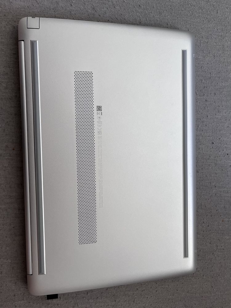 Laptop HP 15-dw3123nw 15,6 "IPS i3-1115G4 8 ГБ RAM 256 ГБ SSD Windows