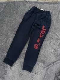 Levi’s r. 128cm spodnie dresowe dresy dla chlopca