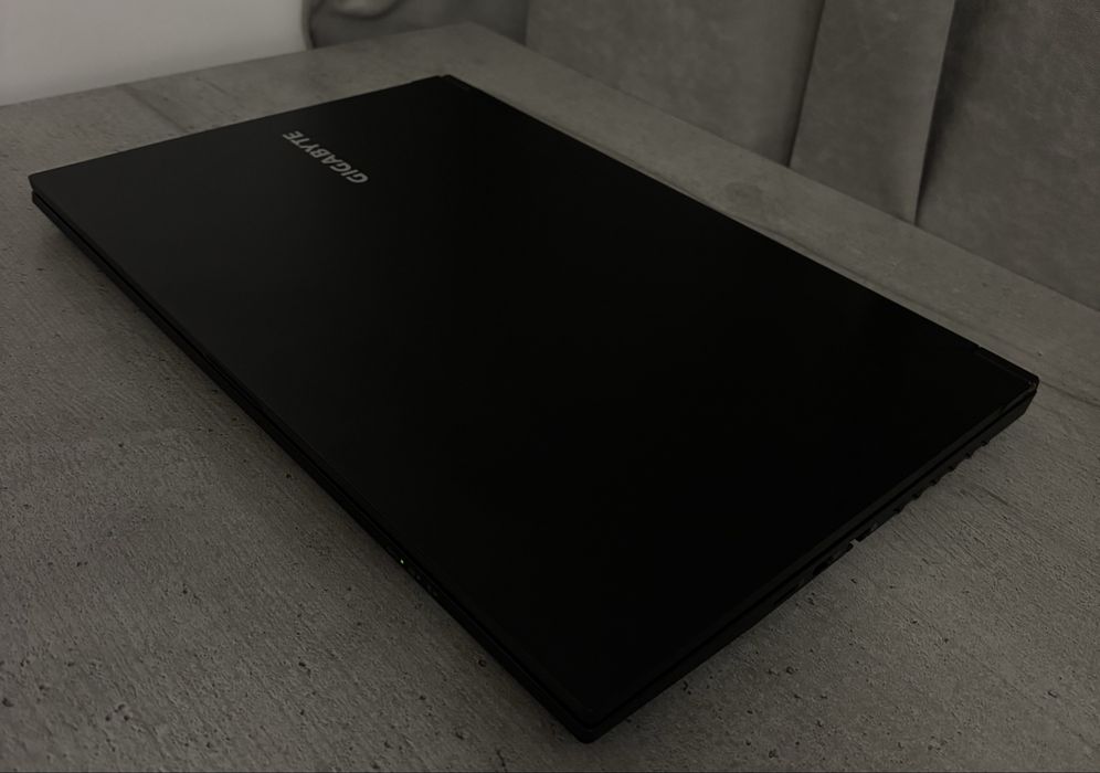 Gigabyte 4050 (6gb) i7 13620h