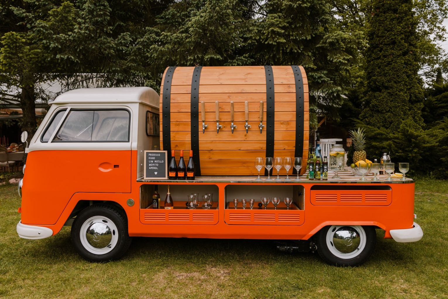 Prosecco van mobilny bar barman atrakcja impreza urodziny wesele event