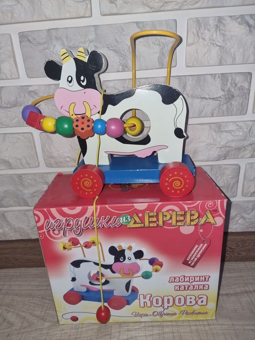 Пирамидка+ коровка-каталка из дерева