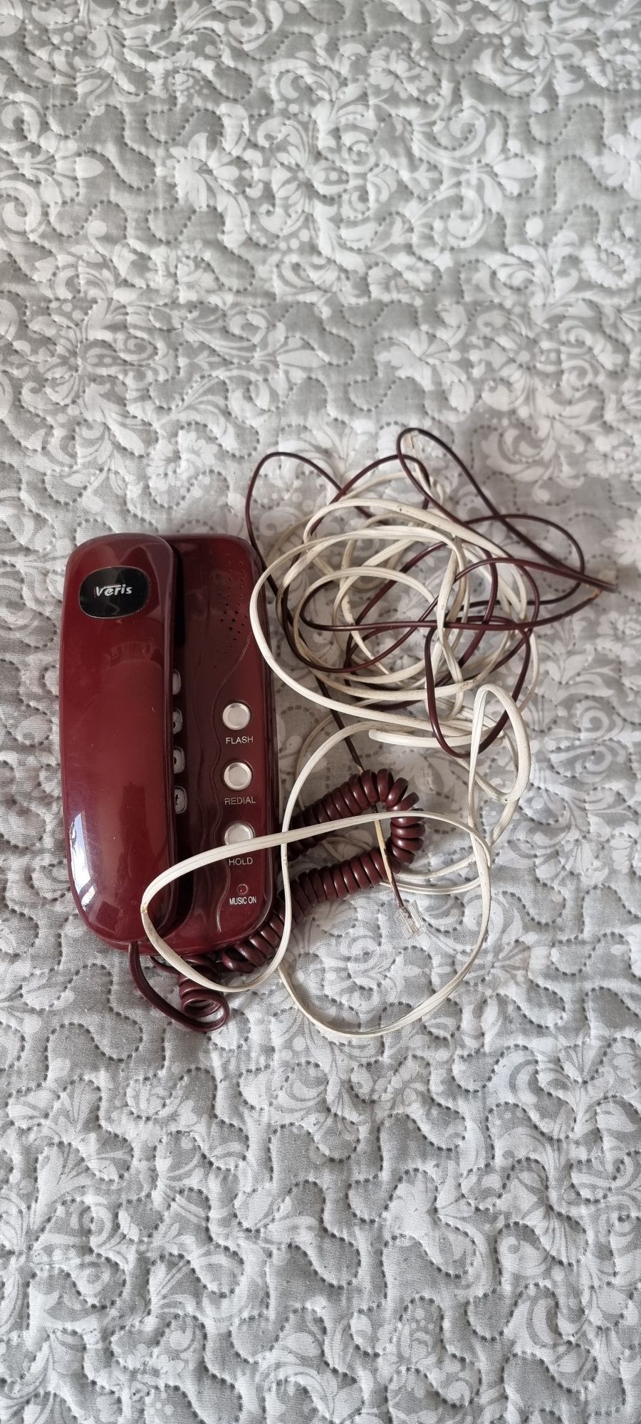 Telefon stacjonarny Veris kolor burgundowy