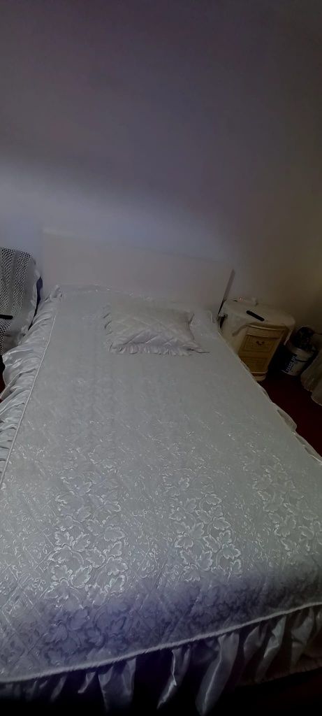 Vendo apartamento t4 em camarate