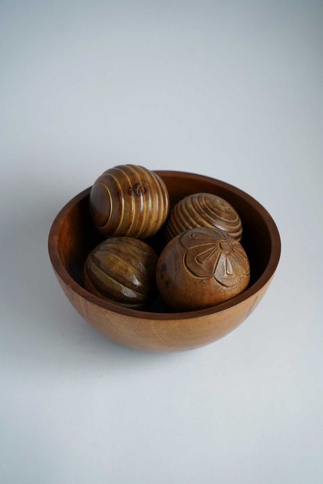 Várias peças em madeira