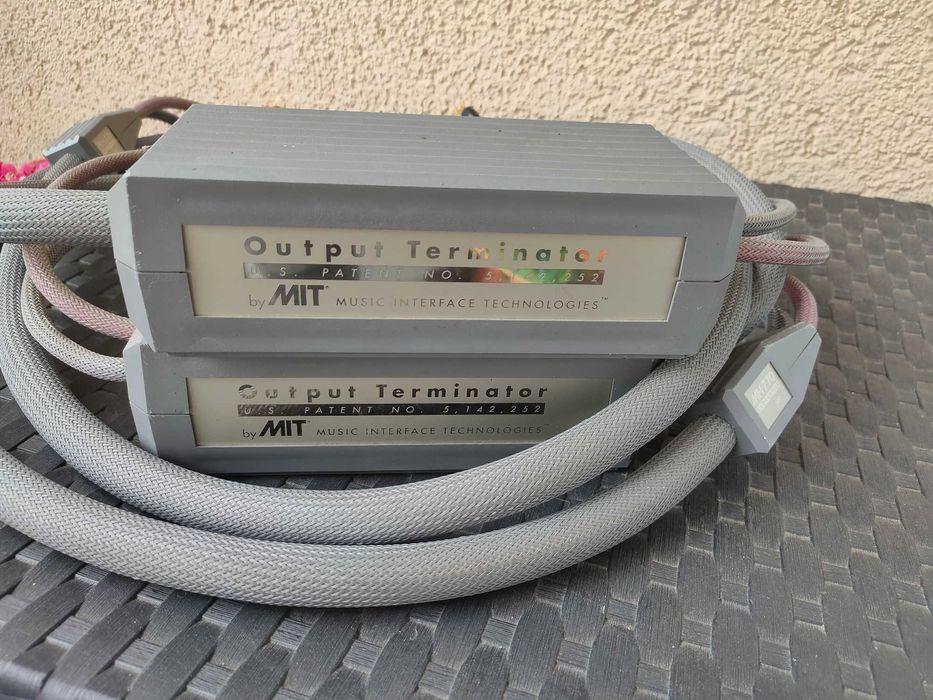 Spectral MH 770 Ultra Linear Reference II 2 x 2,4 m