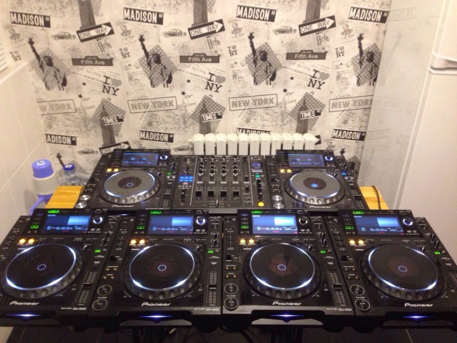 Dj стол оборудование вертушки пульт в аренду pioneer cdj djm 2000nexus