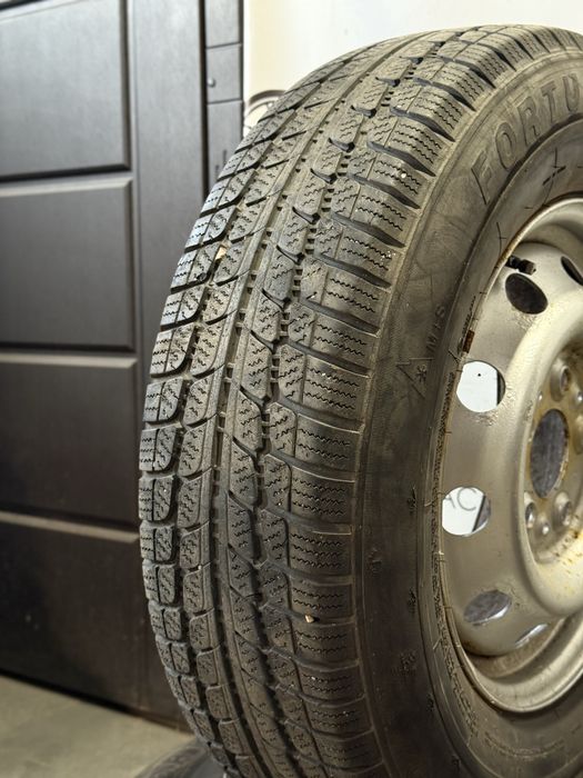 Колеса в зборі 215/75 R16C (зима),диски 5х130 R16