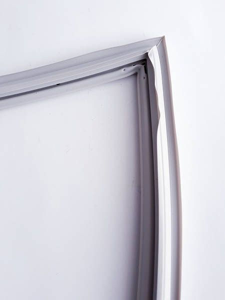 Установка и продажа уплотнительной резинки на холодильники,шкафы, лари