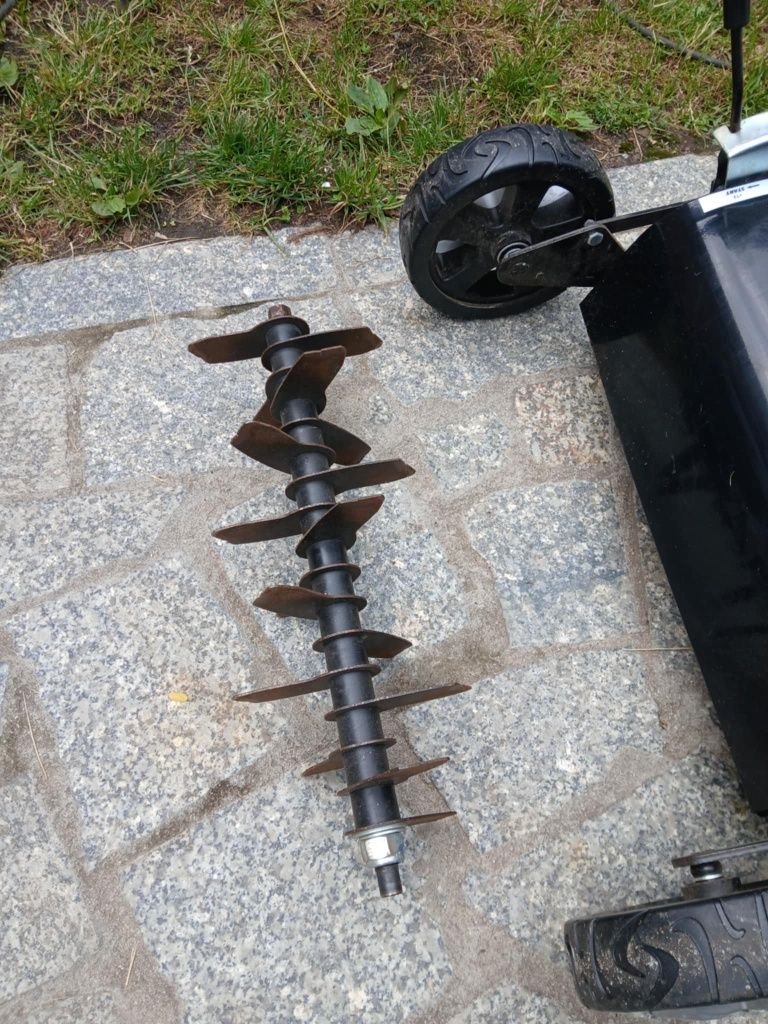 Wertykulator spalinowy Brast