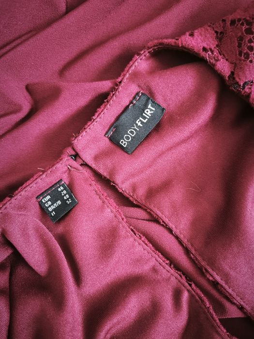 Piękna elegancka sukienka wesele impreza sesja koronka maxi