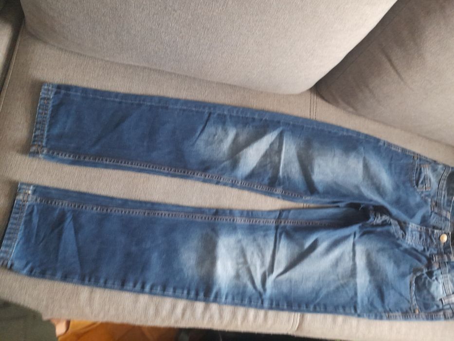 Jeansy Cropp granatowe