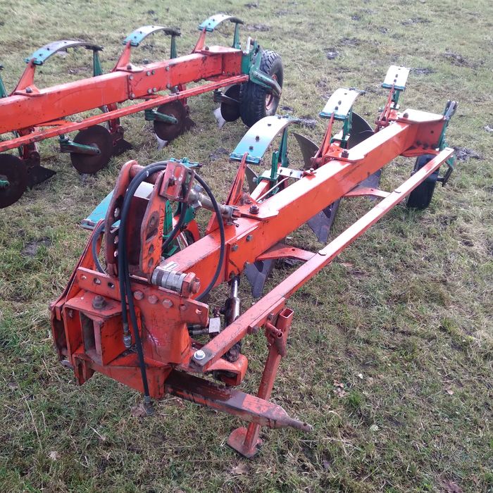 Pług kverneland 4,5 skibowy vario 12"-20" hydrauliczny
