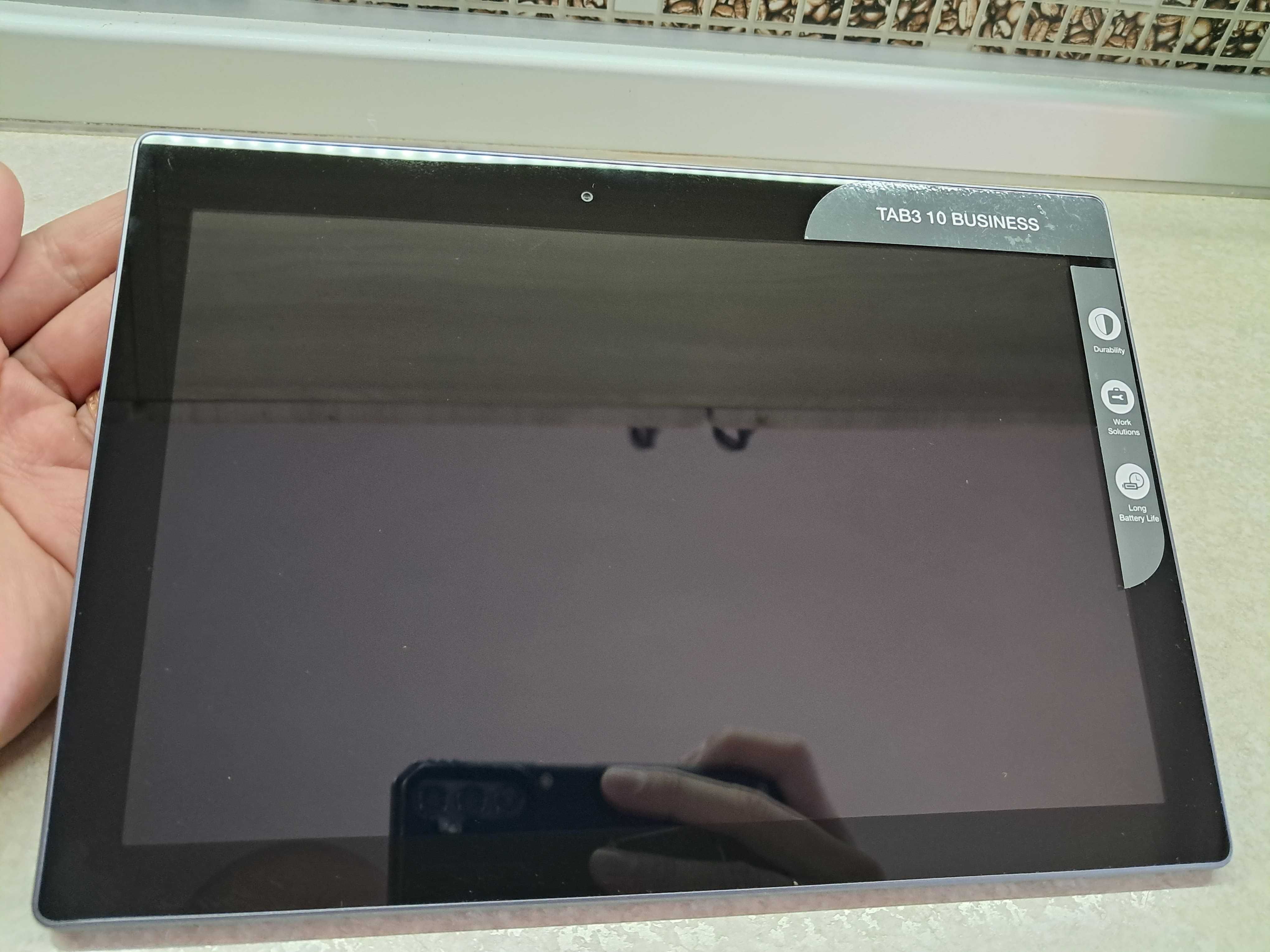 Планшет Lenovo з діагоналлю 10,1” Black. 4G. Оригінал. Стан ідеальний!