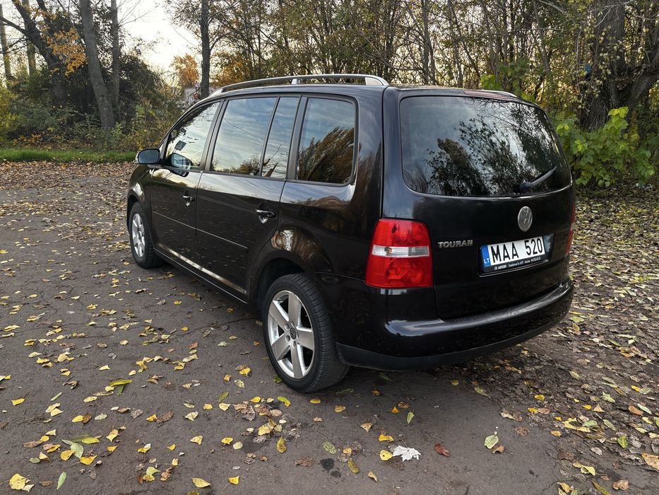 Volkswagen Touran пвтомат