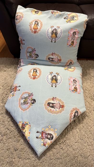 Puff ou colchão de esferovite ou isopor