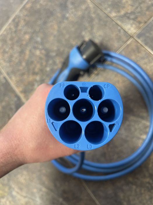 Кабель Mennekes для зарядки електромобіля Type2 to Type1