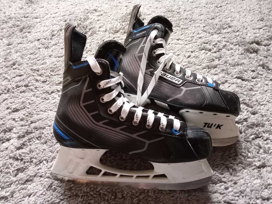 Łyżwy hokejowe Bauer Nexus 6000 - rozmiar 9R (44,5)