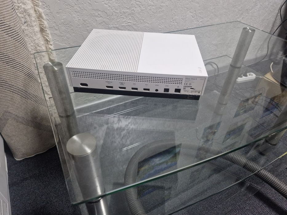Продам XBOX S 500g