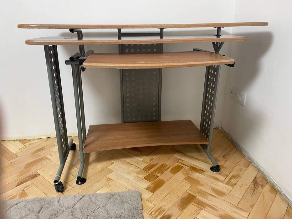 ТЕРМІНОВО! Комп‘ютерний стіл [ розкладний]