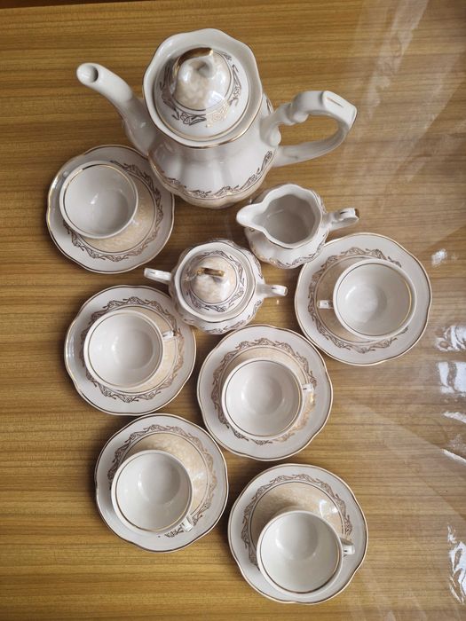 Chodzież porcelana serwis kawowy na 6 os PRL