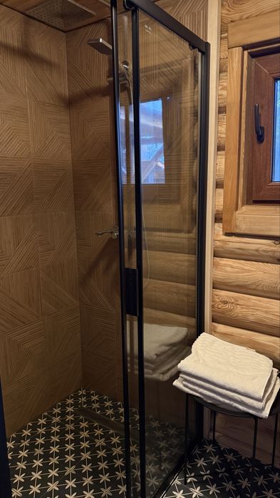 Подобова оренда будинку Зруб з банькою  та чаном