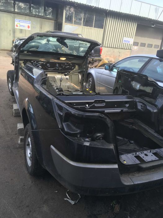zderzak tył  błotnik  tył renault megane II cabrio 05